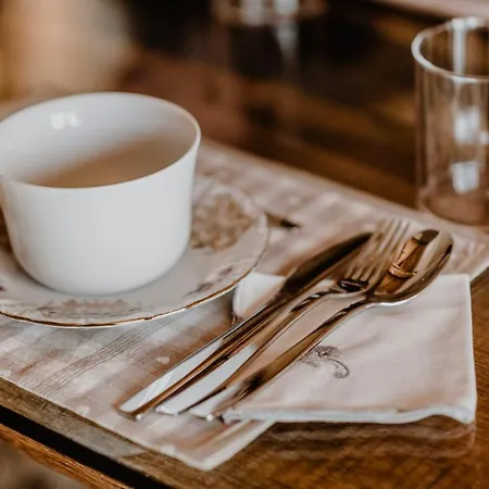 Boschetto Altalanga Bed & Breakfast 4*