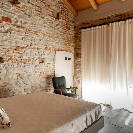 Boschetto Altalanga Bed & Breakfast 4*