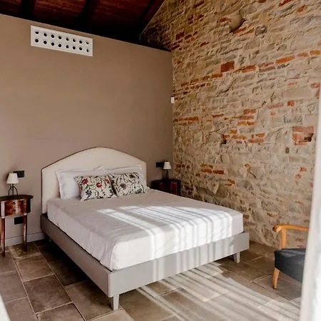 Bed & Breakfast Boschetto Altalanga 4*