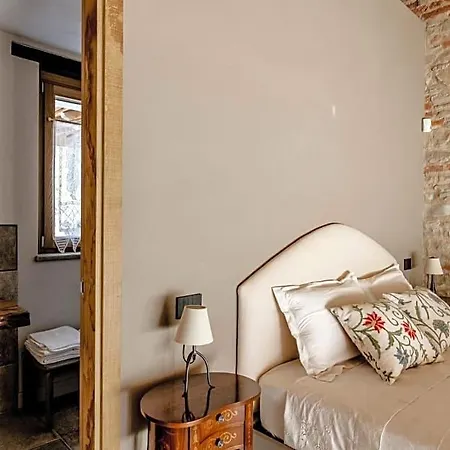 Boschetto Altalanga Bed & Breakfast 4*